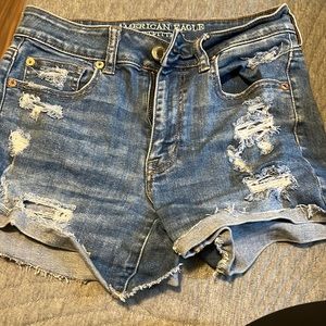 AMERICAN EAGLE OUTFITTERS jean shorts